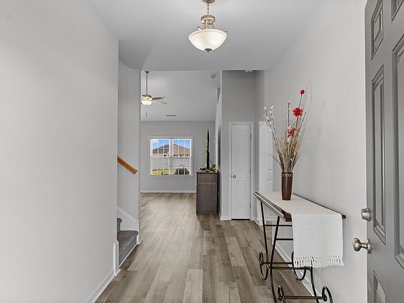 2nd image of 255 Lakota Loop