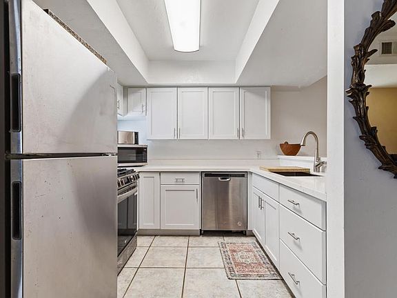 3rd image of 4055 Falcon St APT 202