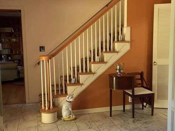 5th image of 1064 Kirtland Ln