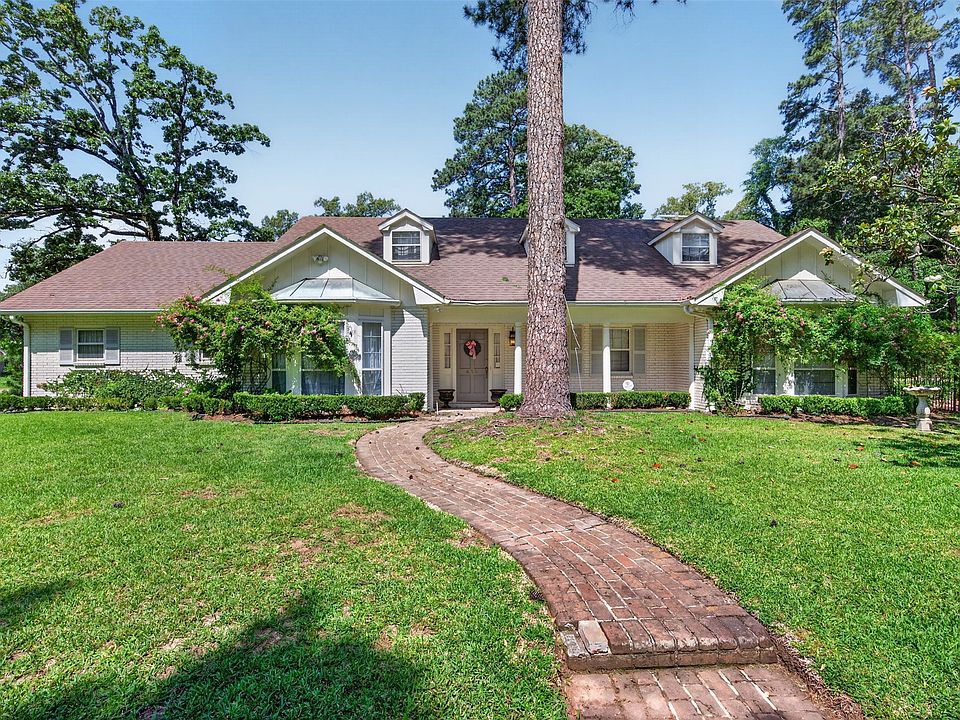 1st image of 634 Balmoral Dr