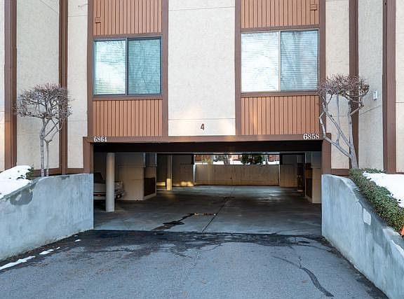 5th image of 6864 S Countrywoods Cir APT 4C