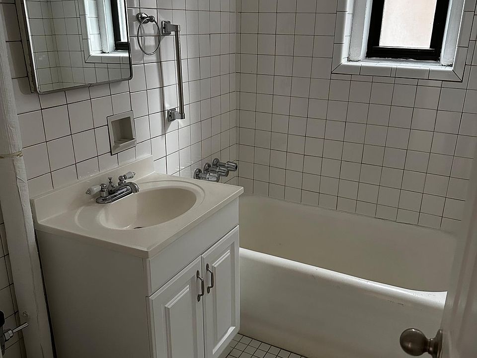 1st image of 41-44 Parsons Blvd #2P