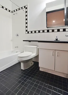 Rented by J Misrahi Realty Corp | media 22