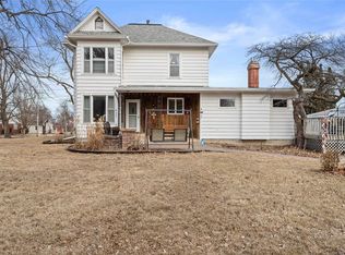 907 Maple St, Dallas Center, IA 50063