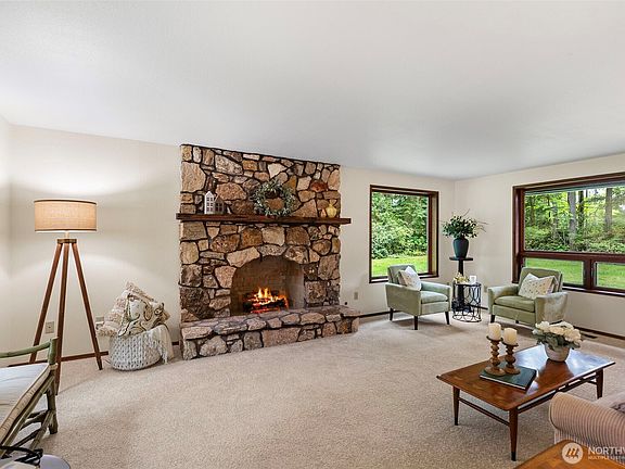 5th image of 2415 SE Bielmeier Road