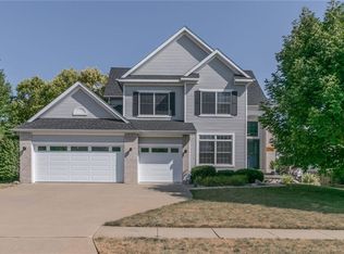 7743 Boulder Dr, West Des Moines, IA 50266
