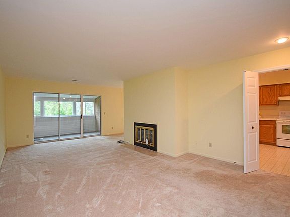 5th image of 3437 Traskwood Cir APT C