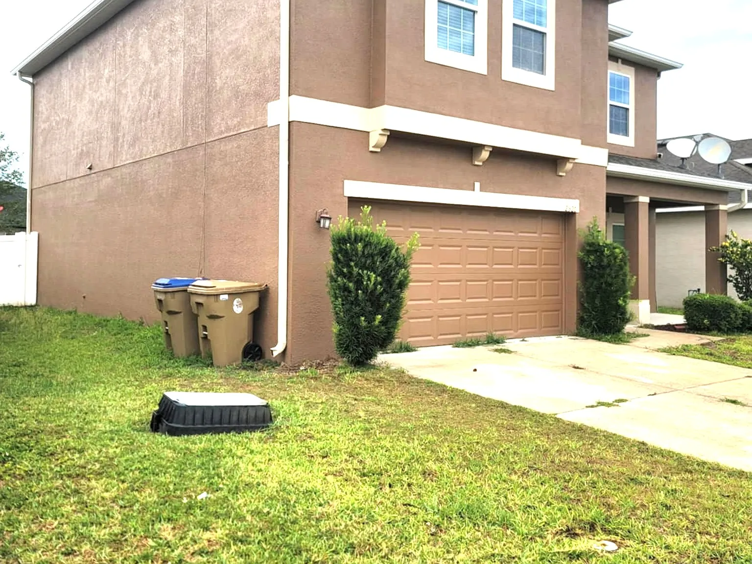 5 bed, 2588 sqft, $2,900 — Photo 4