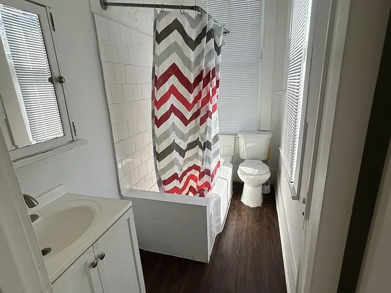2514 Avenue M #2 — Photo 13