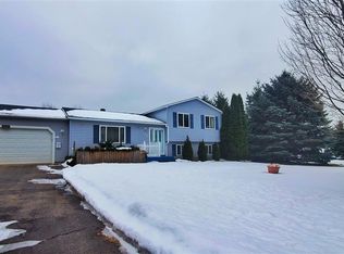 1324 Marvin Gardens Dr, Traverse City, MI 49696