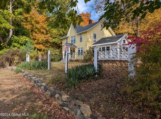 1274 Pilot Knob Rd, Kattskill Bay, NY 12844