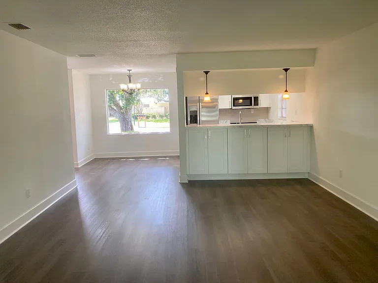 11499 W Bayshore Dr — Photo 6