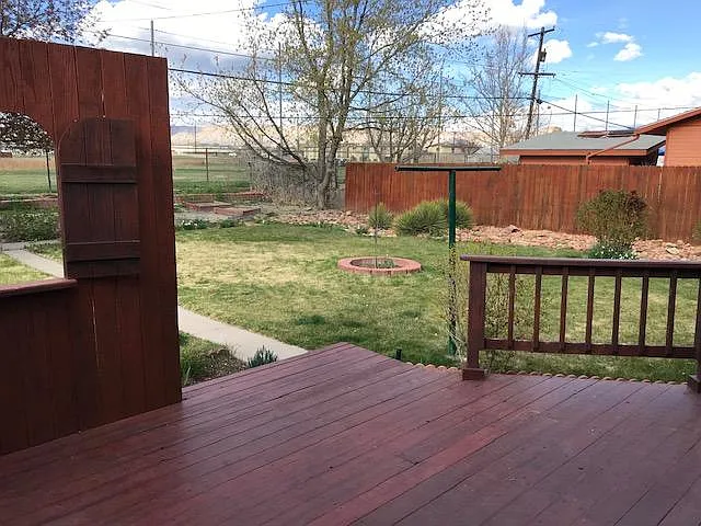 6 bed, 1650 sqft, $2,950 — Photo 3
