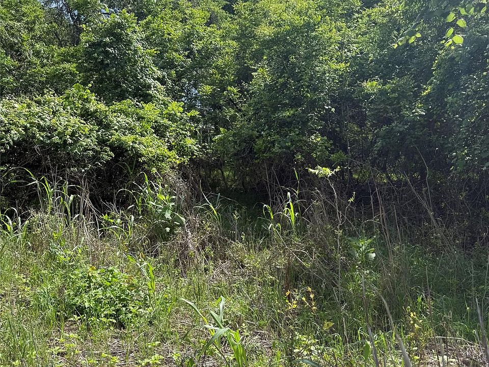 1st image of 959 E Riverside Dr