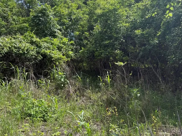 959 E Riverside Dr, Bastrop, TX 78602