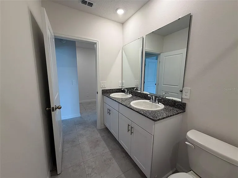 5009 Katrina Dr — Photo 54
