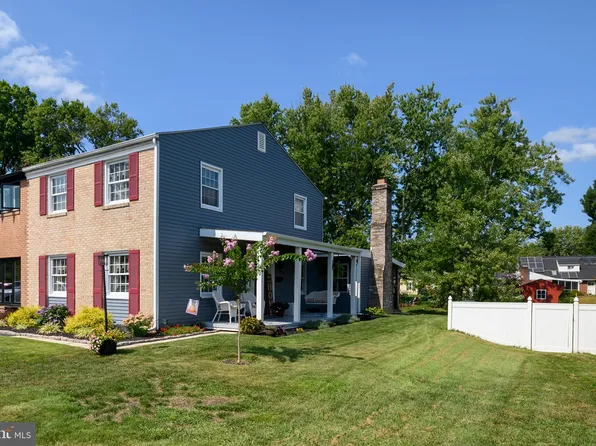 677 Towne Center Dr, Joppa, MD 21085