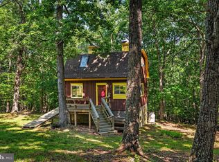 1661 Feltner Rd, Bluemont, VA 20135