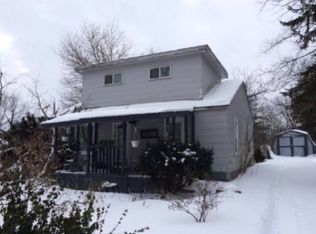 4321 Roxann Rd, Waterford, MI 48329