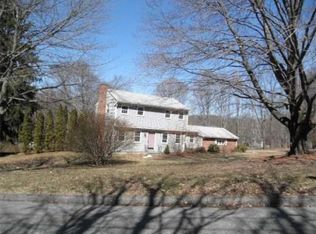 1 Westernview Dr, Wilbraham, MA 01095