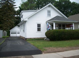 312 Conrad Dr, Rochester, NY 14616