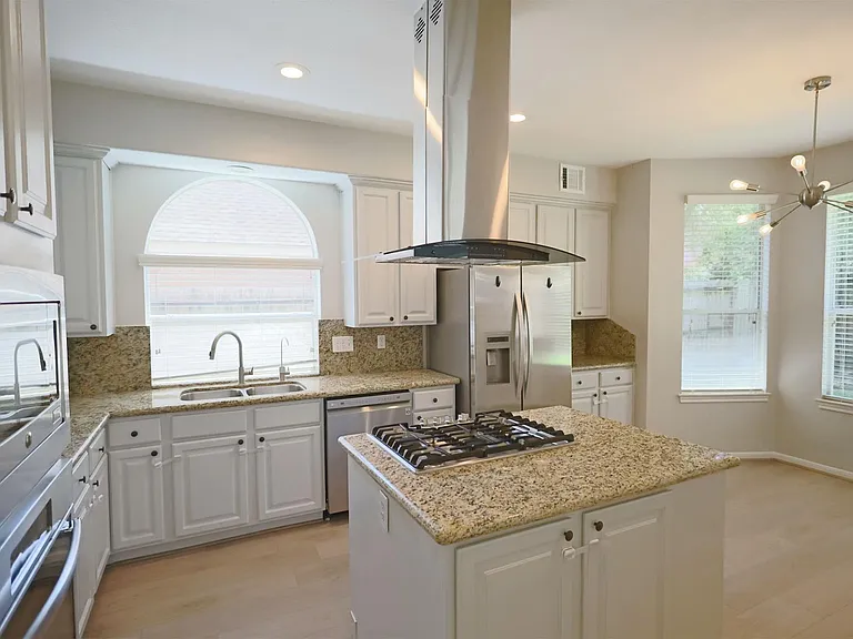 18123 Somerset Knolls Ct — Photo 8