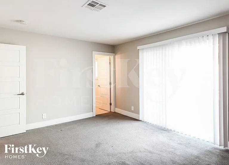 904 Shadow Mountain Pl — Photo 12