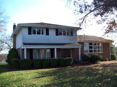 124 Herbst Rd, Coraopolis, PA, 15108