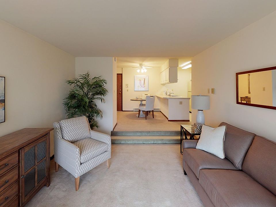 1st image of 222 Randolph Dr #106A