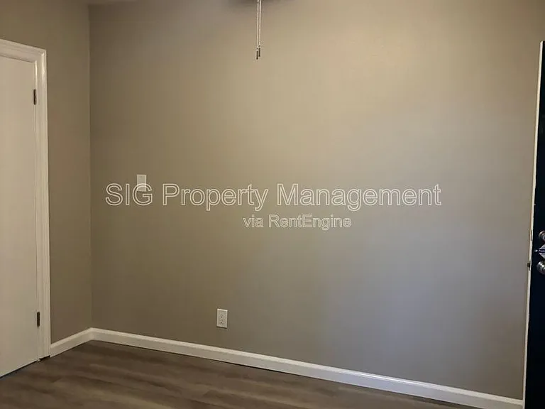 10822 Hartsook St #1 — Photo 24