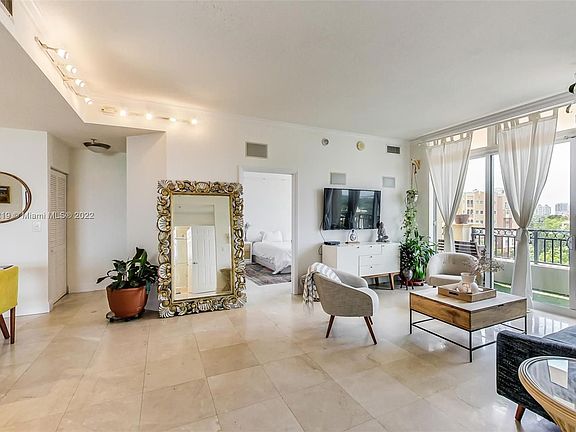 3rd image of 3232 Coral Way APT 609