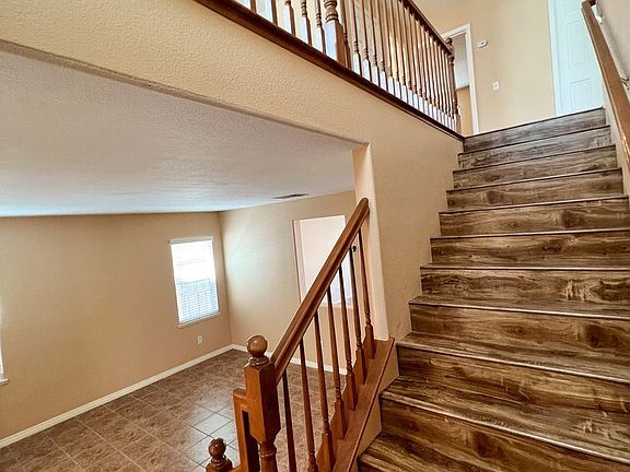 2nd image of 38375 Sevilla Ave