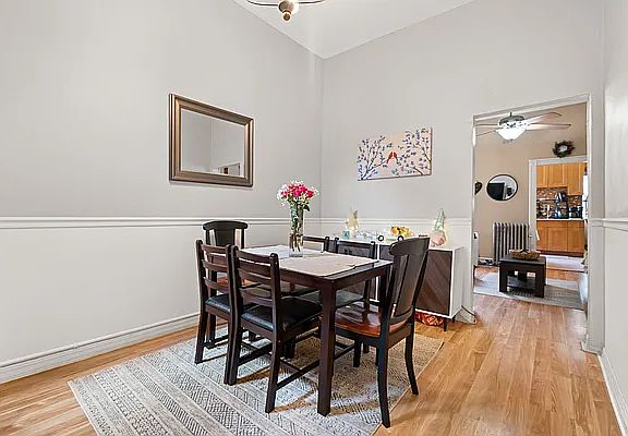 4th image of 229 E 14th St APT 5W