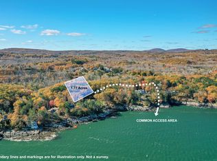 18 Roxmont Rd, Rockport, ME 04856