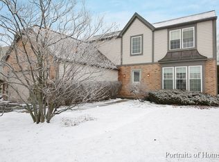 1221 Portchester Cir, Carol Stream, IL 60188