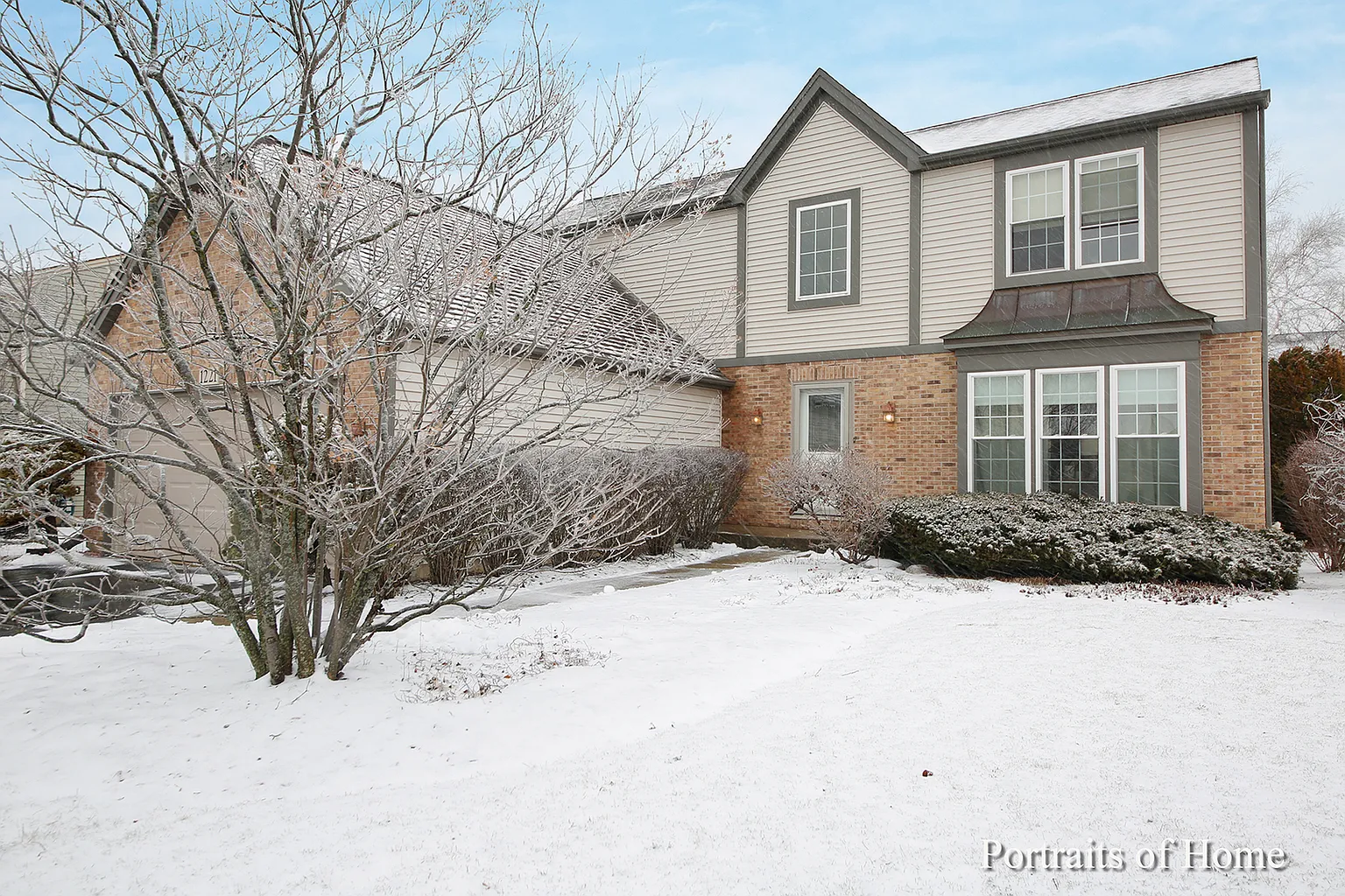 1221 Portchester Cir photo 1