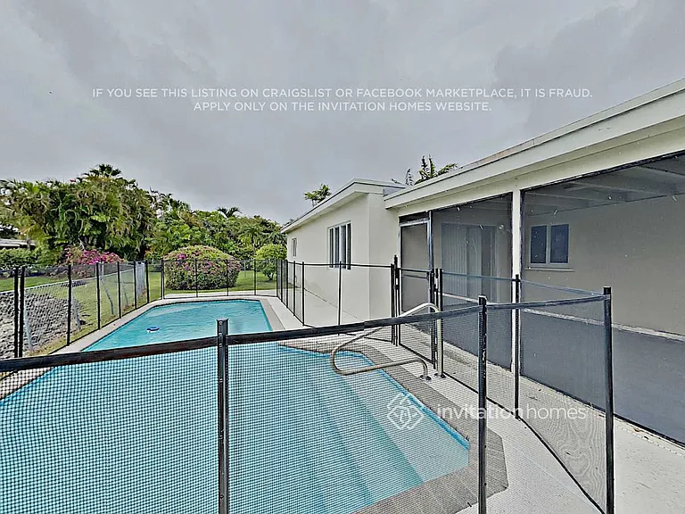 6433 NW 21st Ct — Photo 17