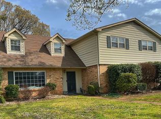 402 Homewood Dr SW, Huntsville, AL 35801