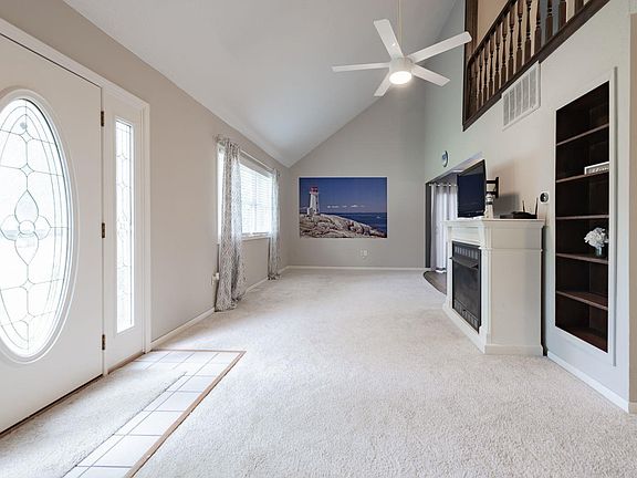 3rd image of 534 Harvest Dr