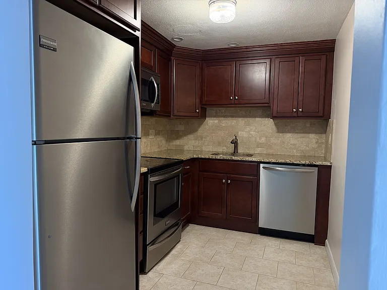 200 Park Terrace Dr #245 — Photo 5