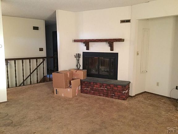 5th image of 2200 Fallview Dr