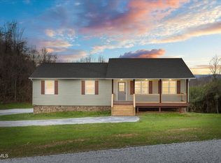 280 S Summer Sound Rd, Piney Flats, TN 37686