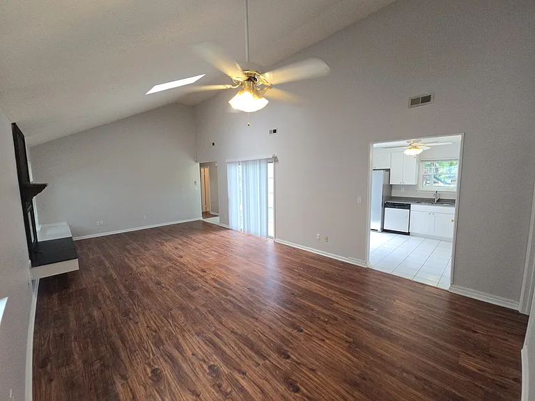 5360 Chatham Hall Dr — Photo 11