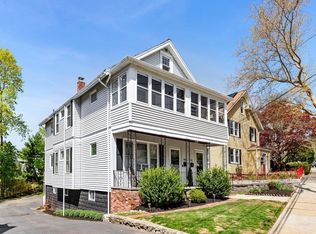 52 Hemlock St UNIT 52, Arlington, MA 02474