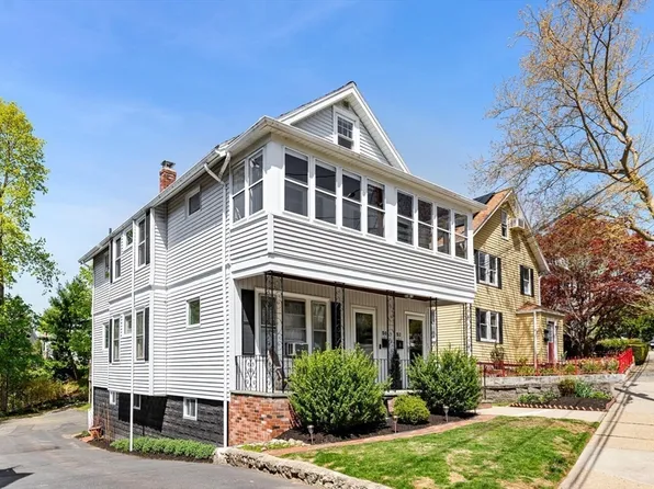 52 Hemlock St Unit 52, Arlington, MA 02474
