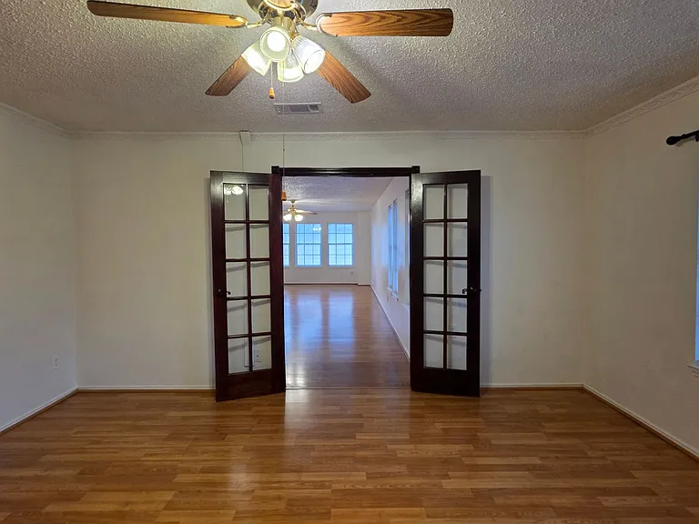 8632 Arcadia Park Dr — Photo 20
