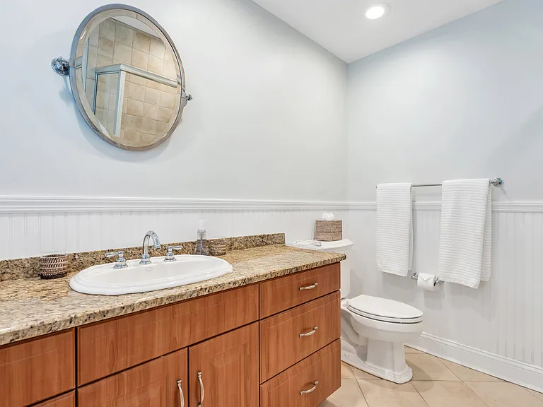 125 Dune Rd — Photo 28