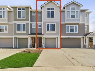 5389 34th St E, Fife, WA 98424