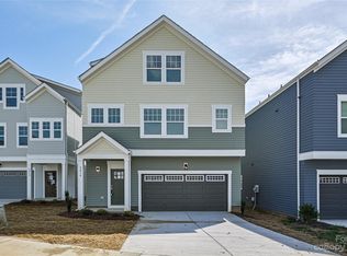 9014 Henry Thoreau Rd, Charlotte, NC 28214