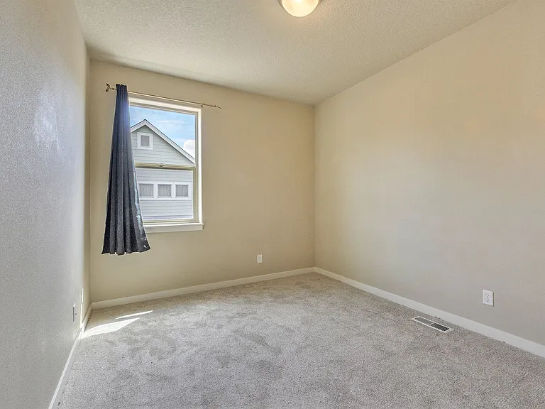 16928 SW 136th Ave — Photo 22